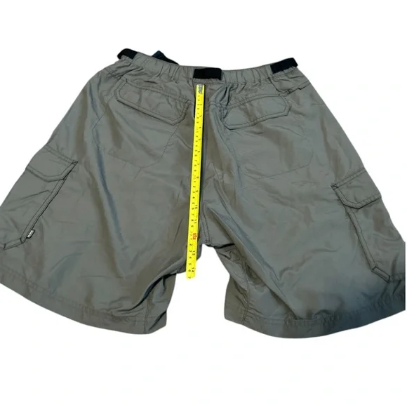 Gray Cargo Nylon Shorts size Large - Picture 3 of 3